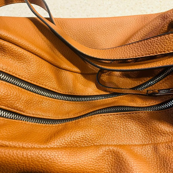 New item Baby Tiger Diaper bag - Picture 5 of 16